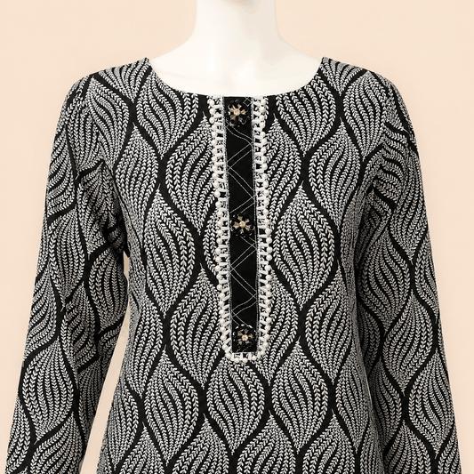 Monochrome Leaf-Print Kurta with Pearl-Trimmed Trousers – 0079M