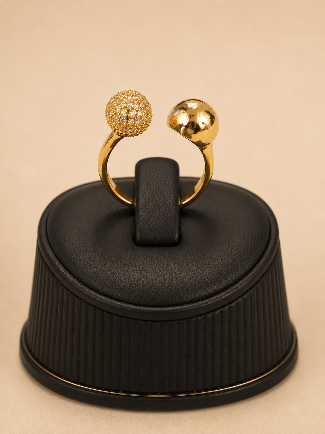 Asymmetric Crystal & Polished Orb Adjustable Ring – 0051M