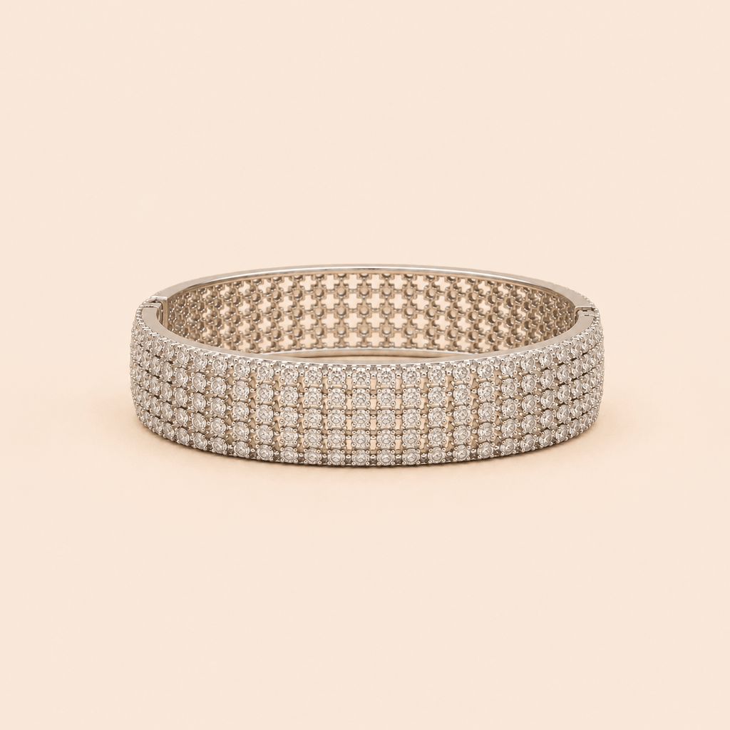 Luxury Silver-Tone Crystal Pavé Statement Bangle – 0055M