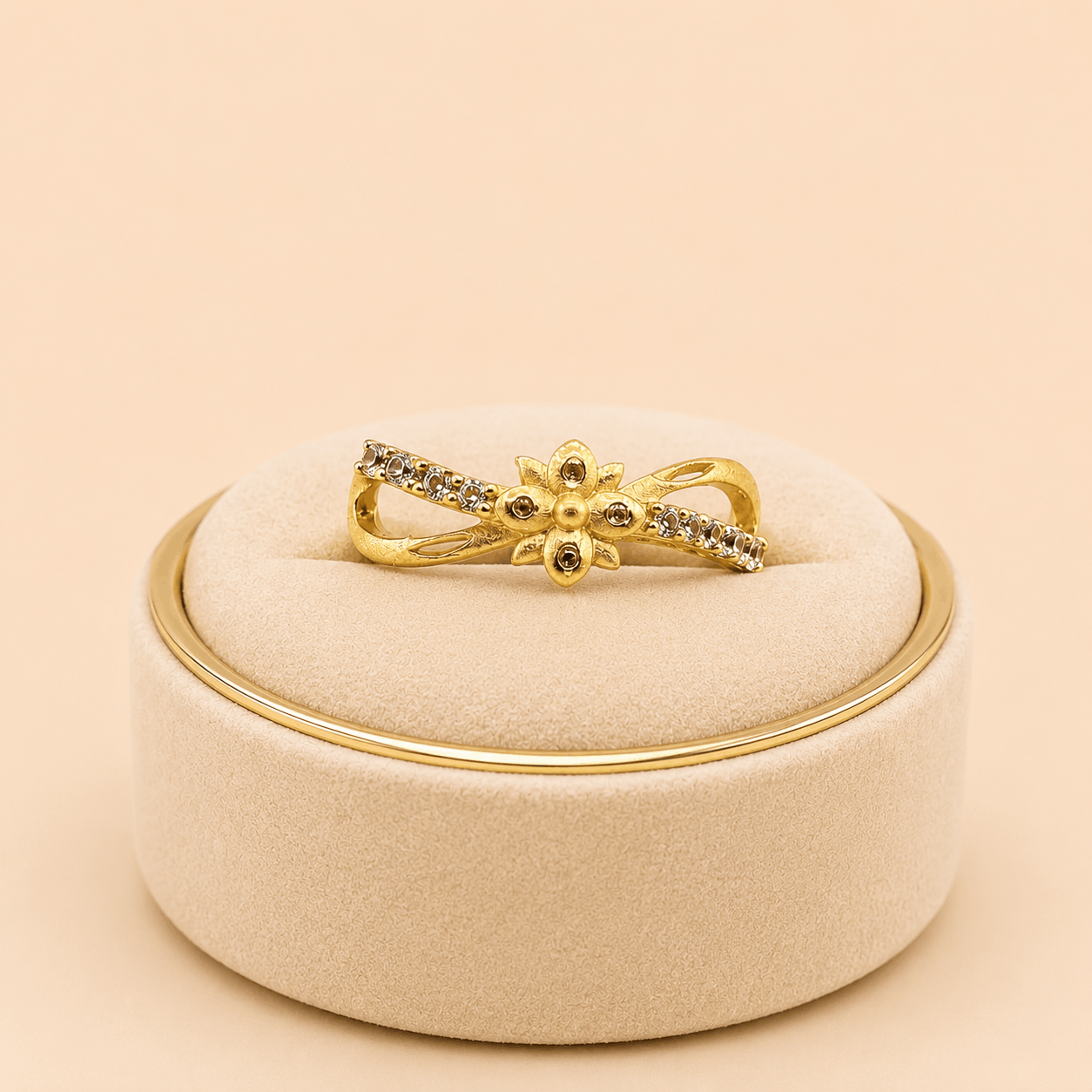 Golden Floral Bow Crystal Ring – M071