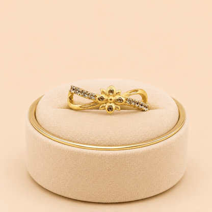 Golden Floral Bow Crystal Ring – M071