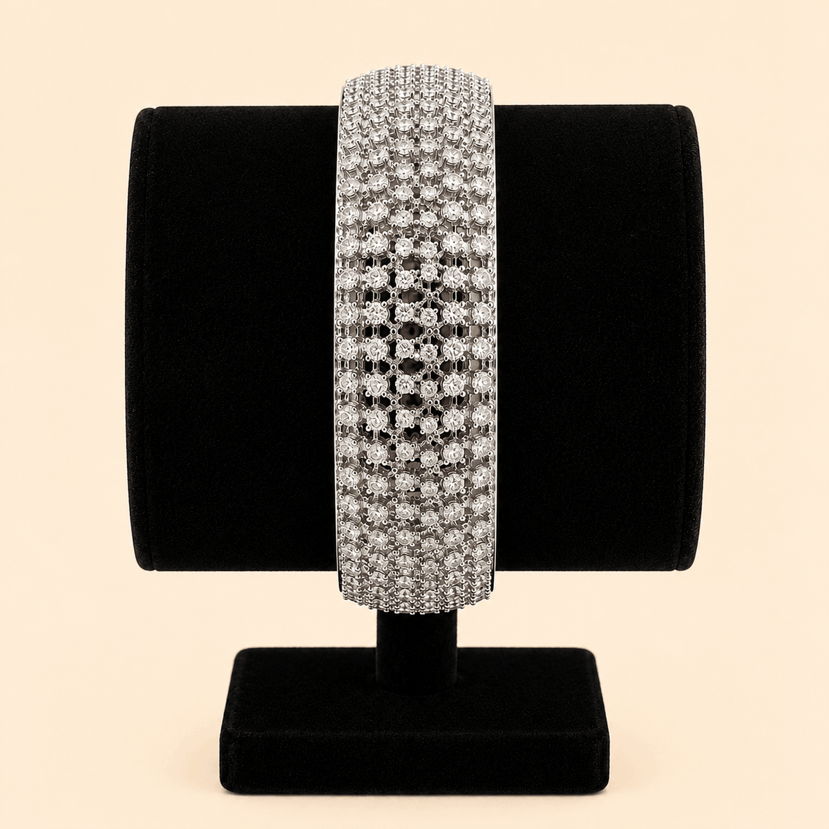 Luxury Silver-Tone Crystal Pavé Statement Bangle – 0055M