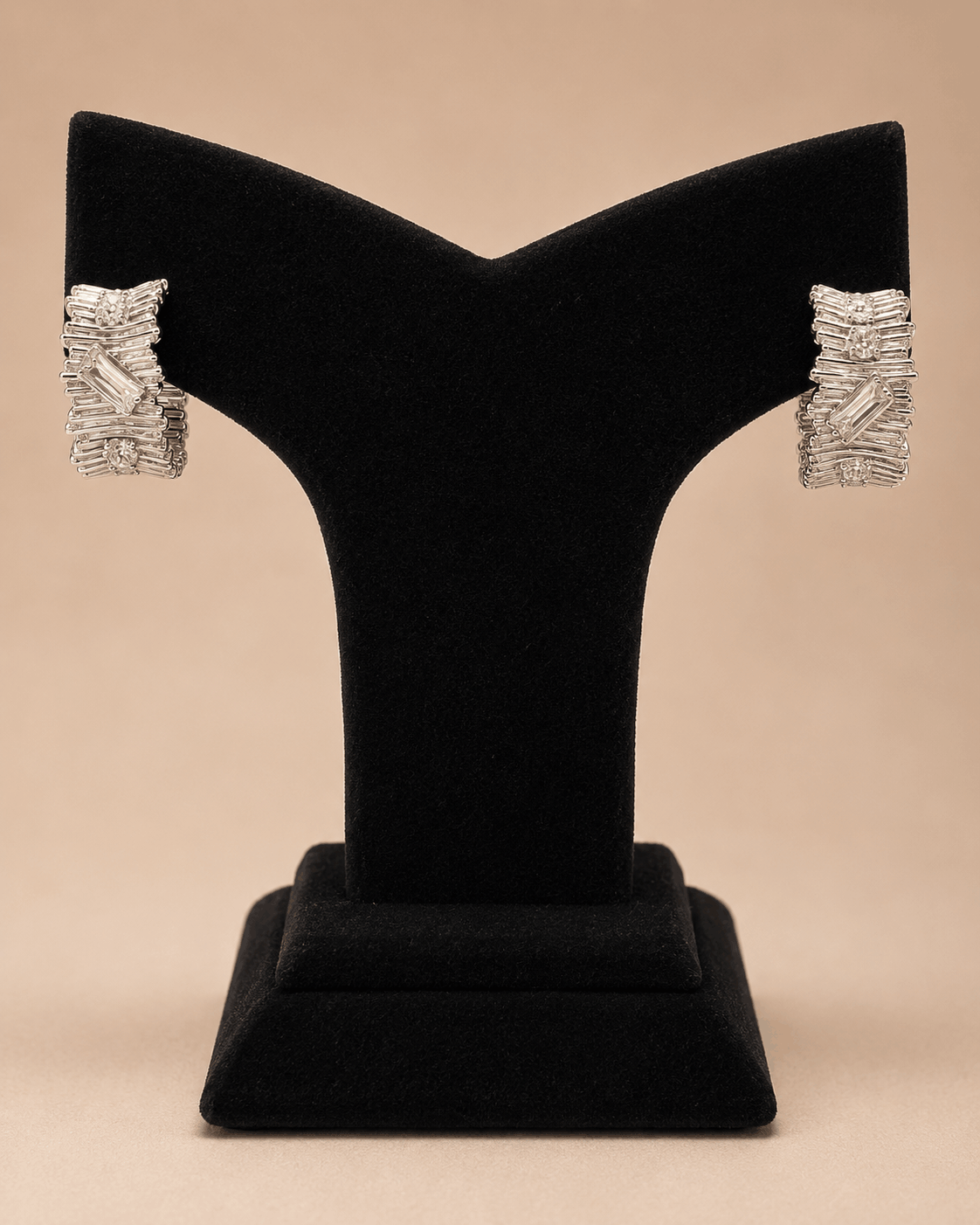 Luxury Silver Ribbed Hoop Earrings with Crystal Stones 0022M