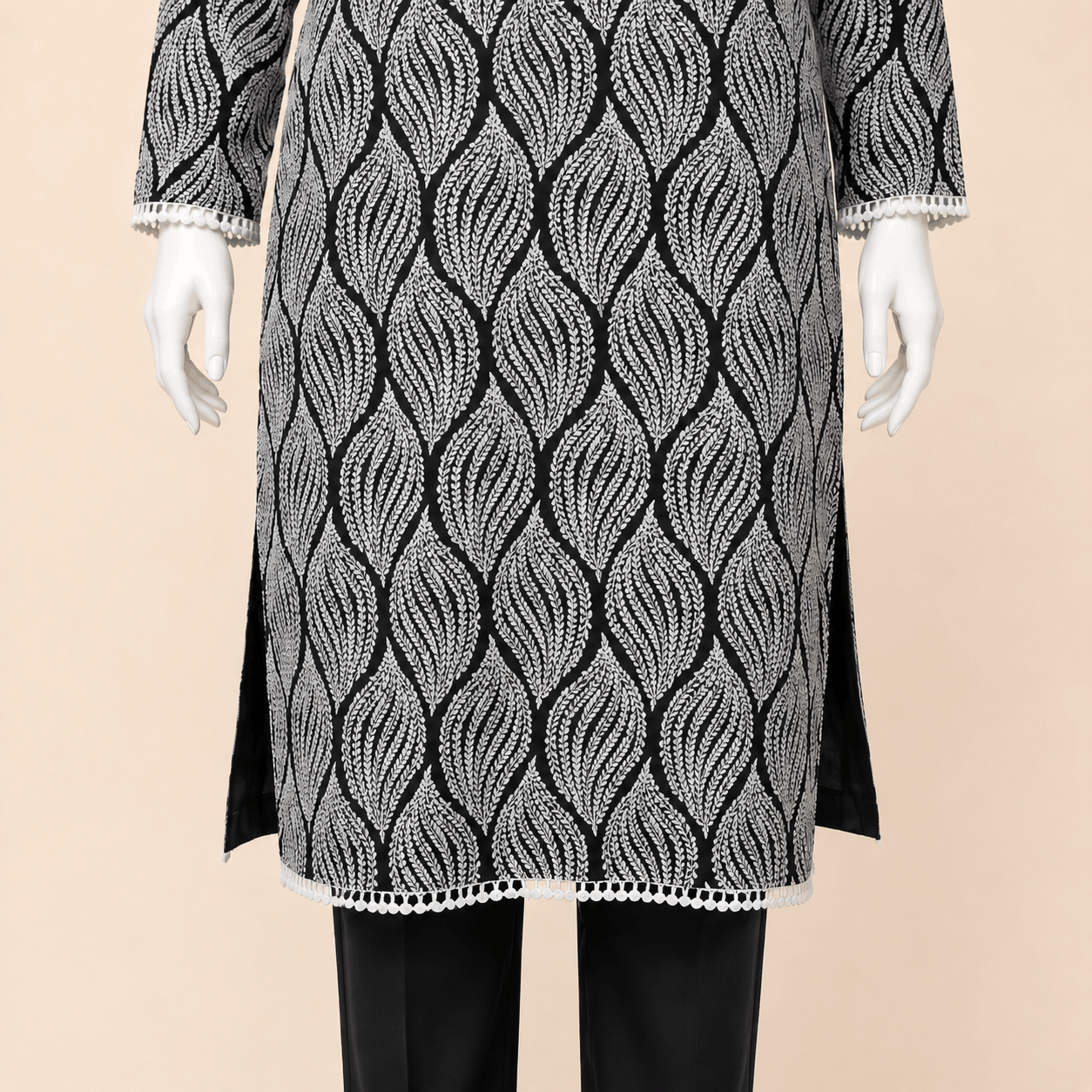 Monochrome Leaf-Print Kurta with Pearl-Trimmed Trousers – 0079M