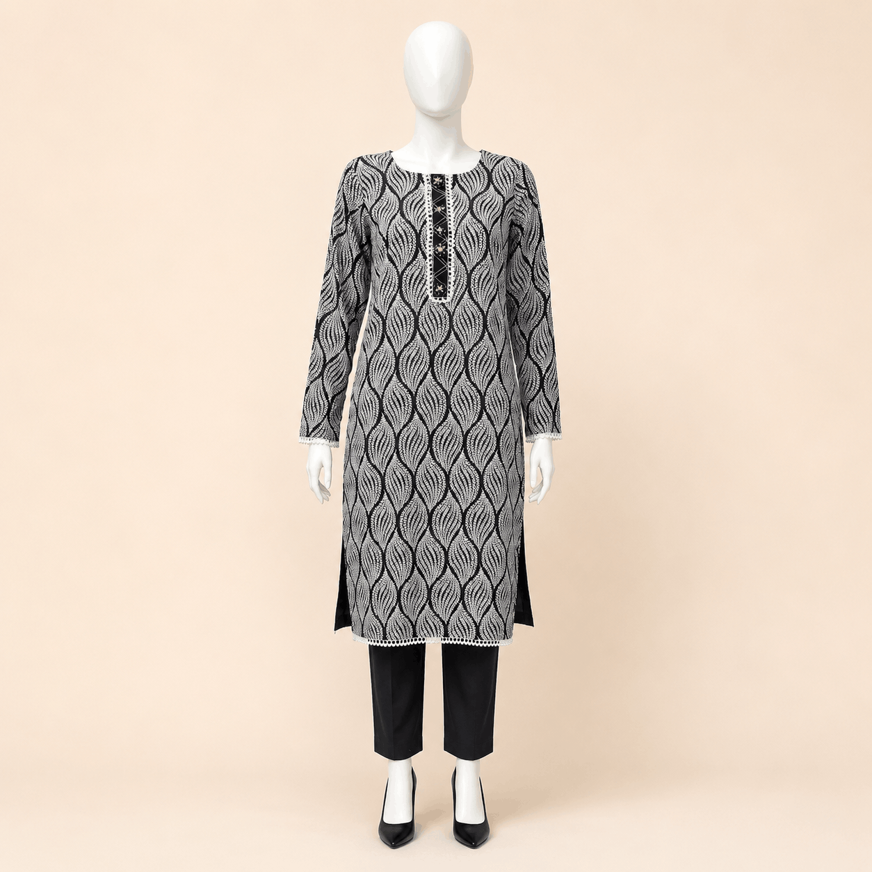 Monochrome Leaf-Print Kurta with Pearl-Trimmed Trousers – 0079M