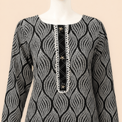 Monochrome Leaf-Print Kurta with Pearl-Trimmed Trousers – 0079M